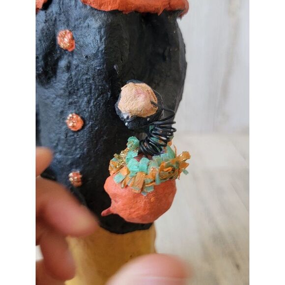 Vintage rustic paper mache witch pumpkin Halloween prop Decor figure - Picture 5 of 11